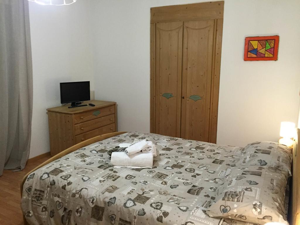 B&B Rosso Pila Trento Rom bilde